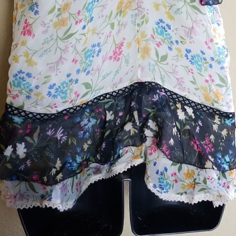 Love Sam Floral Tank Top - Picture 6 of 8